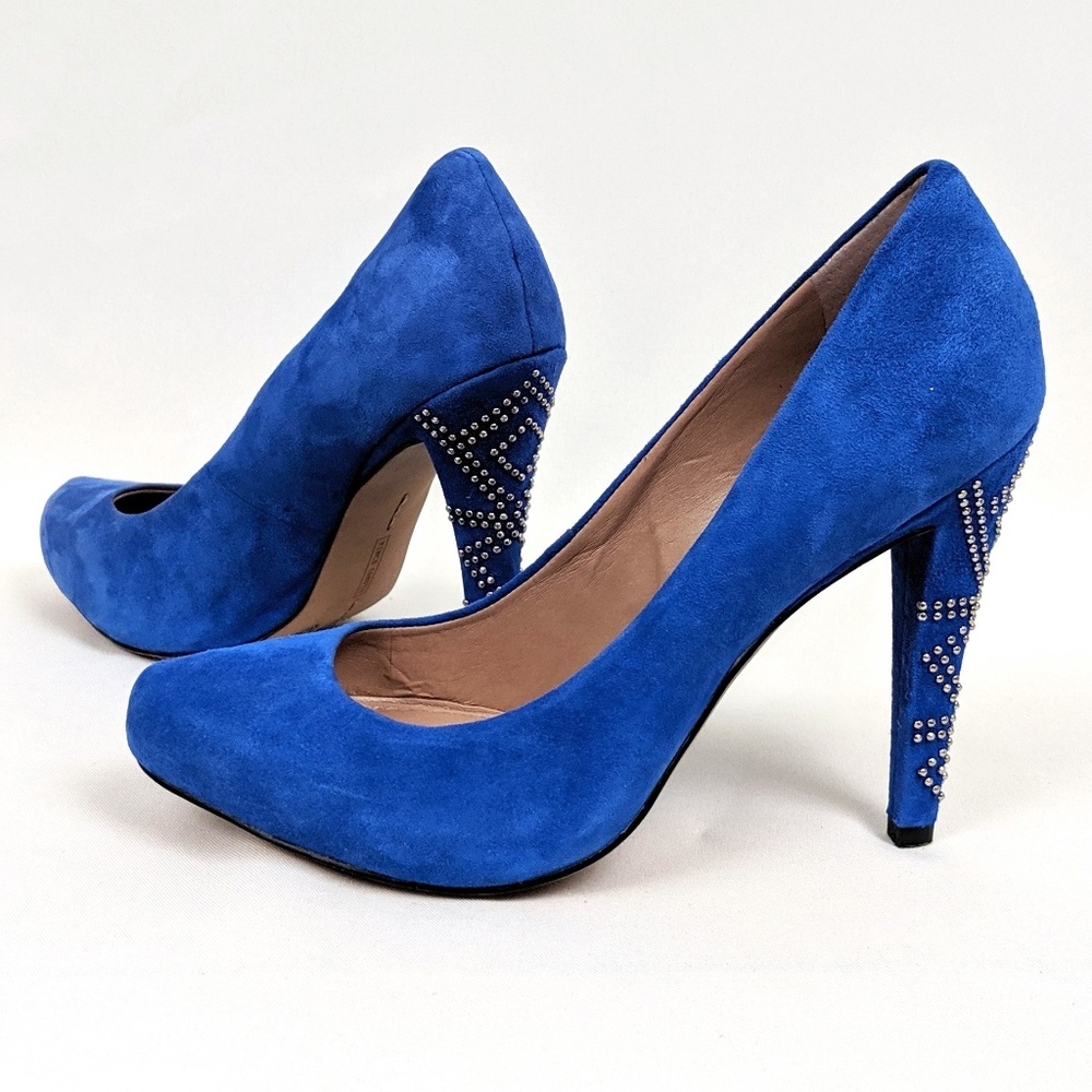 Vince Camuto Kaliope Blue Suede Pumps Studded Heels Sapphire Blue Silver size 8
